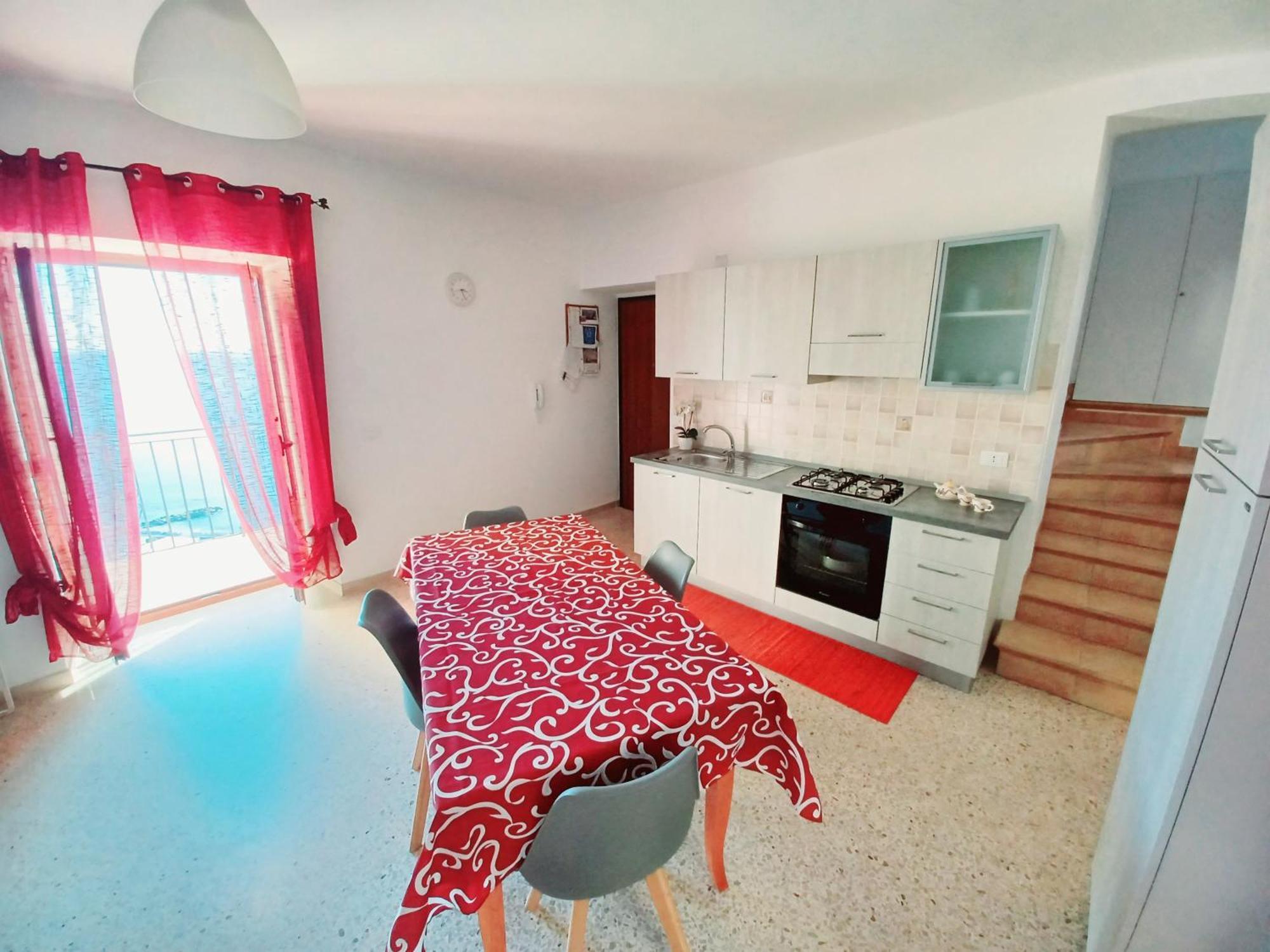 Apartamento Un Oblo Sul Mare San Lucido Habitación foto
